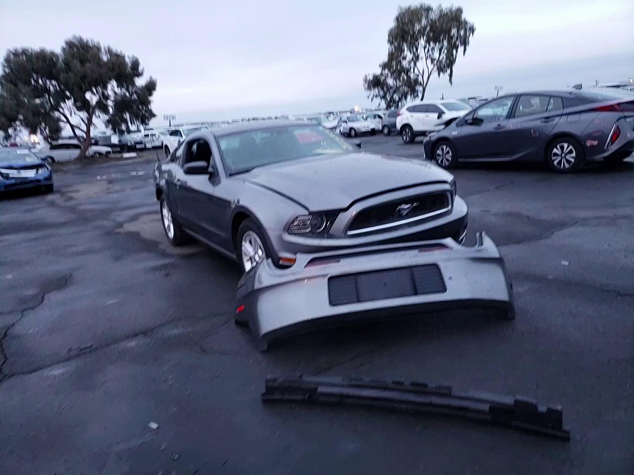 Photo 10 VIN: 1ZVBP8AM8E5282268 - FORD MUSTANG 