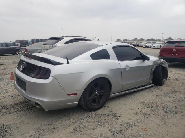 Photo 2 VIN: 1ZVBP8AM9D5229058 - FORD MUSTANG 