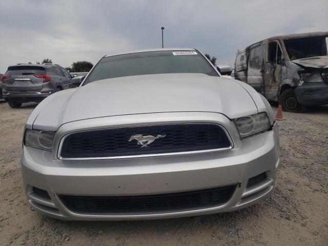 Photo 4 VIN: 1ZVBP8AM9D5229058 - FORD MUSTANG 