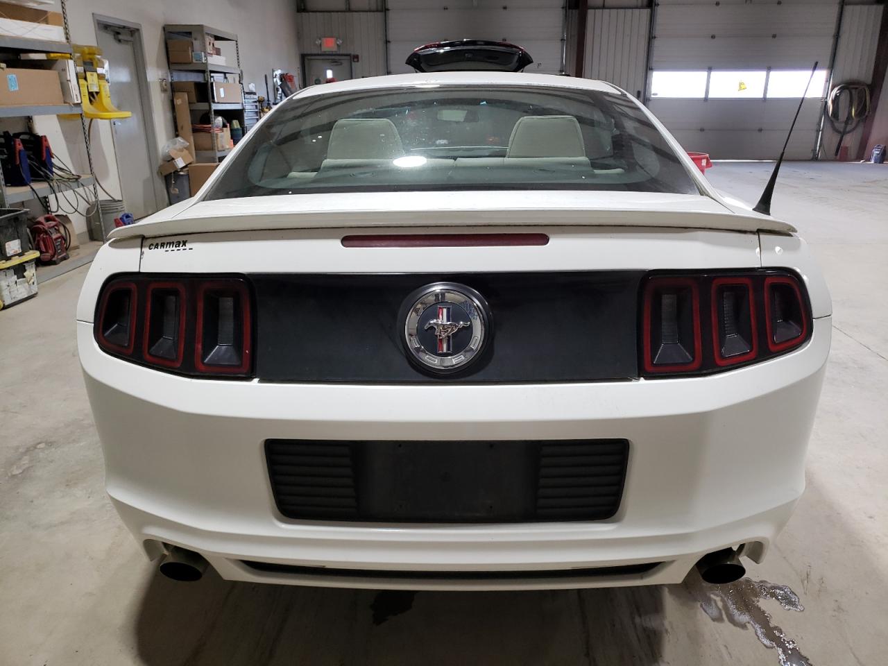 Photo 5 VIN: 1ZVBP8AM9D5270872 - FORD MUSTANG 