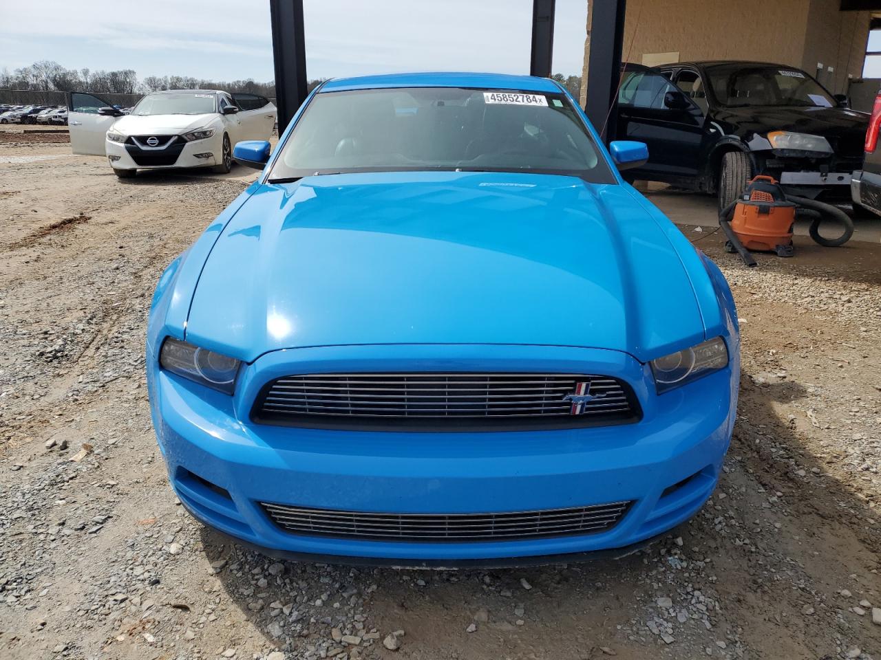 Photo 4 VIN: 1ZVBP8AM9E5239090 - FORD MUSTANG 