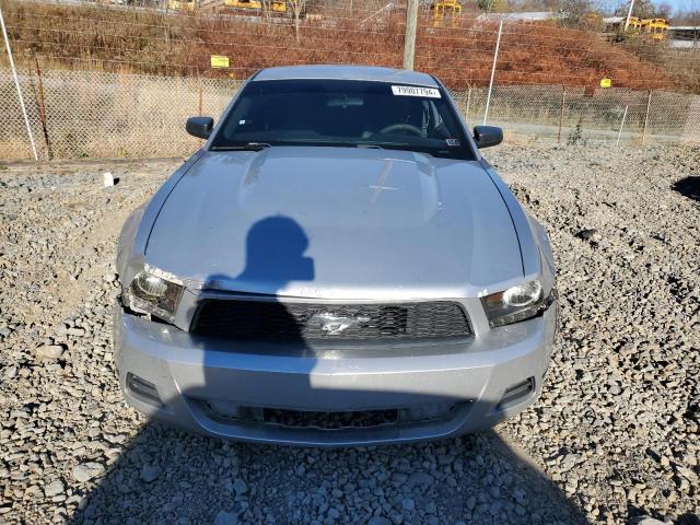 Photo 4 VIN: 1ZVBP8AMXB5130083 - FORD MUSTANG 