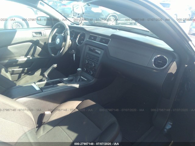 Photo 4 VIN: 1ZVBP8AMXC5276940 - FORD MUSTANG 