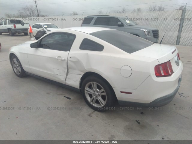 Photo 2 VIN: 1ZVBP8AN1A5172908 - FORD MUSTANG 