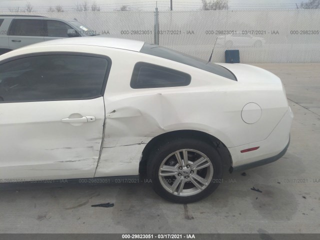 Photo 5 VIN: 1ZVBP8AN1A5172908 - FORD MUSTANG 