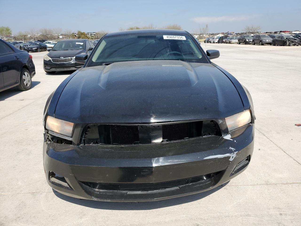 Photo 4 VIN: 1ZVBP8AN2A5100728 - FORD MUSTANG 