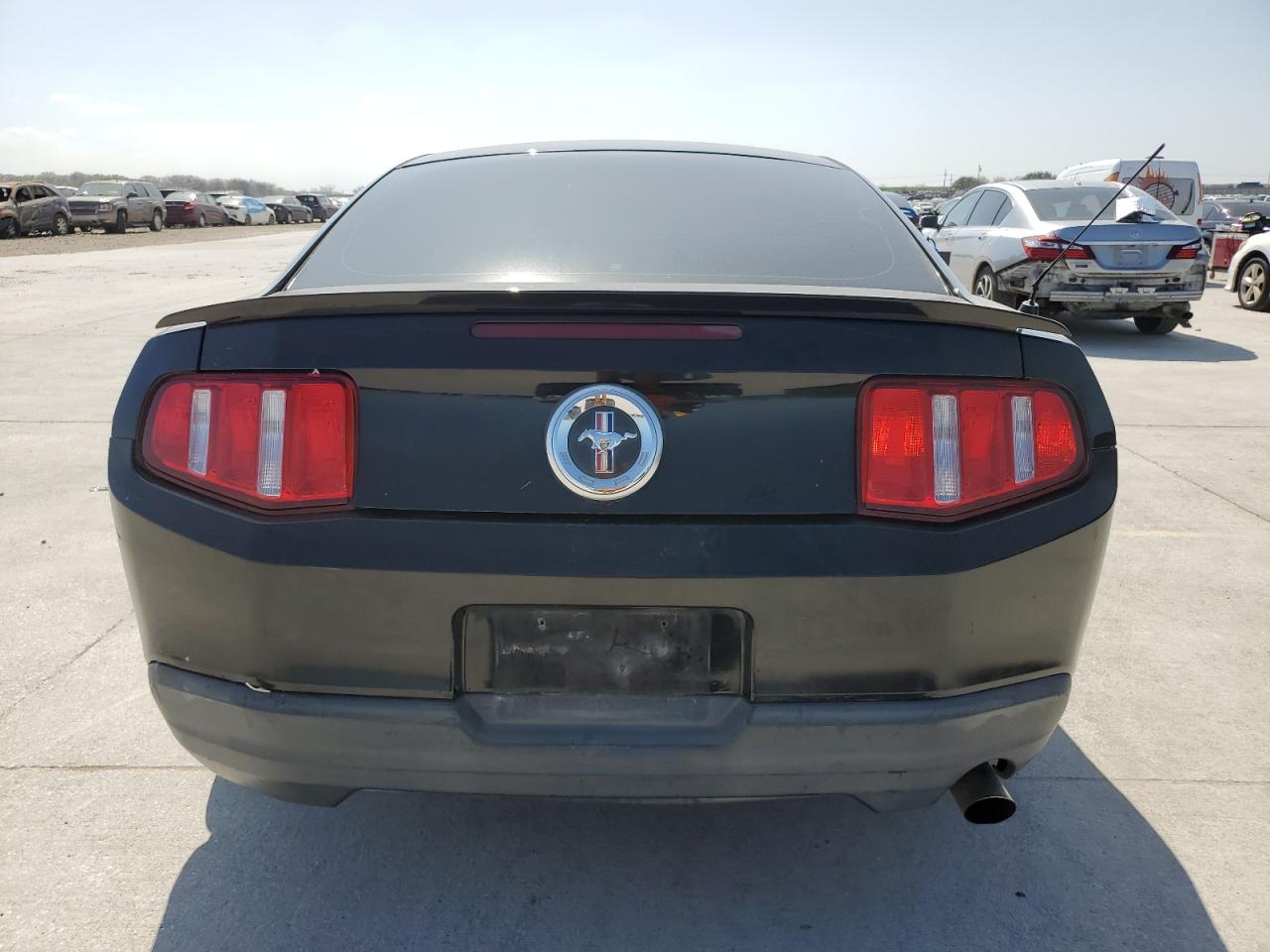 Photo 5 VIN: 1ZVBP8AN2A5100728 - FORD MUSTANG 