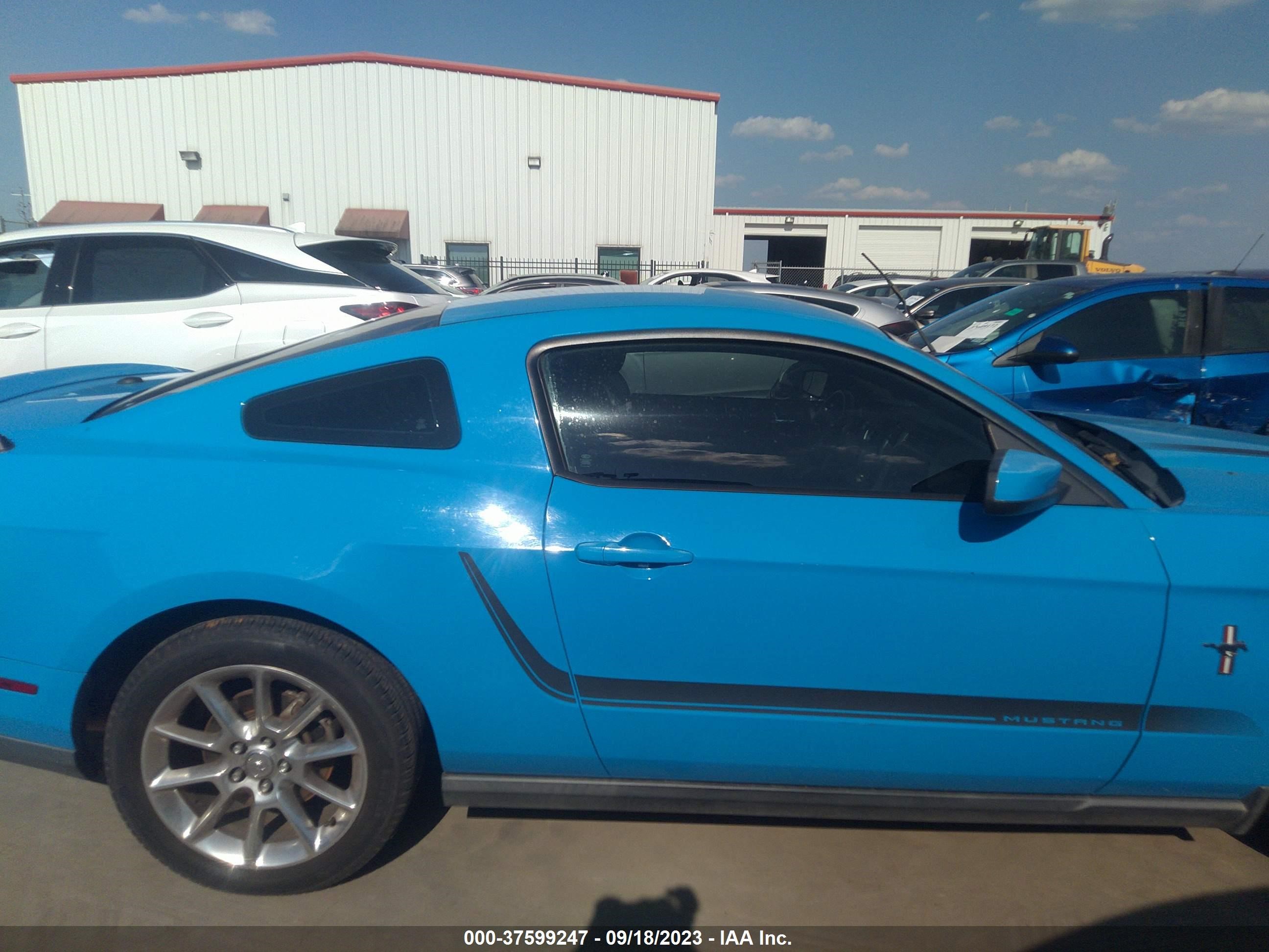 Photo 13 VIN: 1ZVBP8AN4A5149607 - FORD MUSTANG 