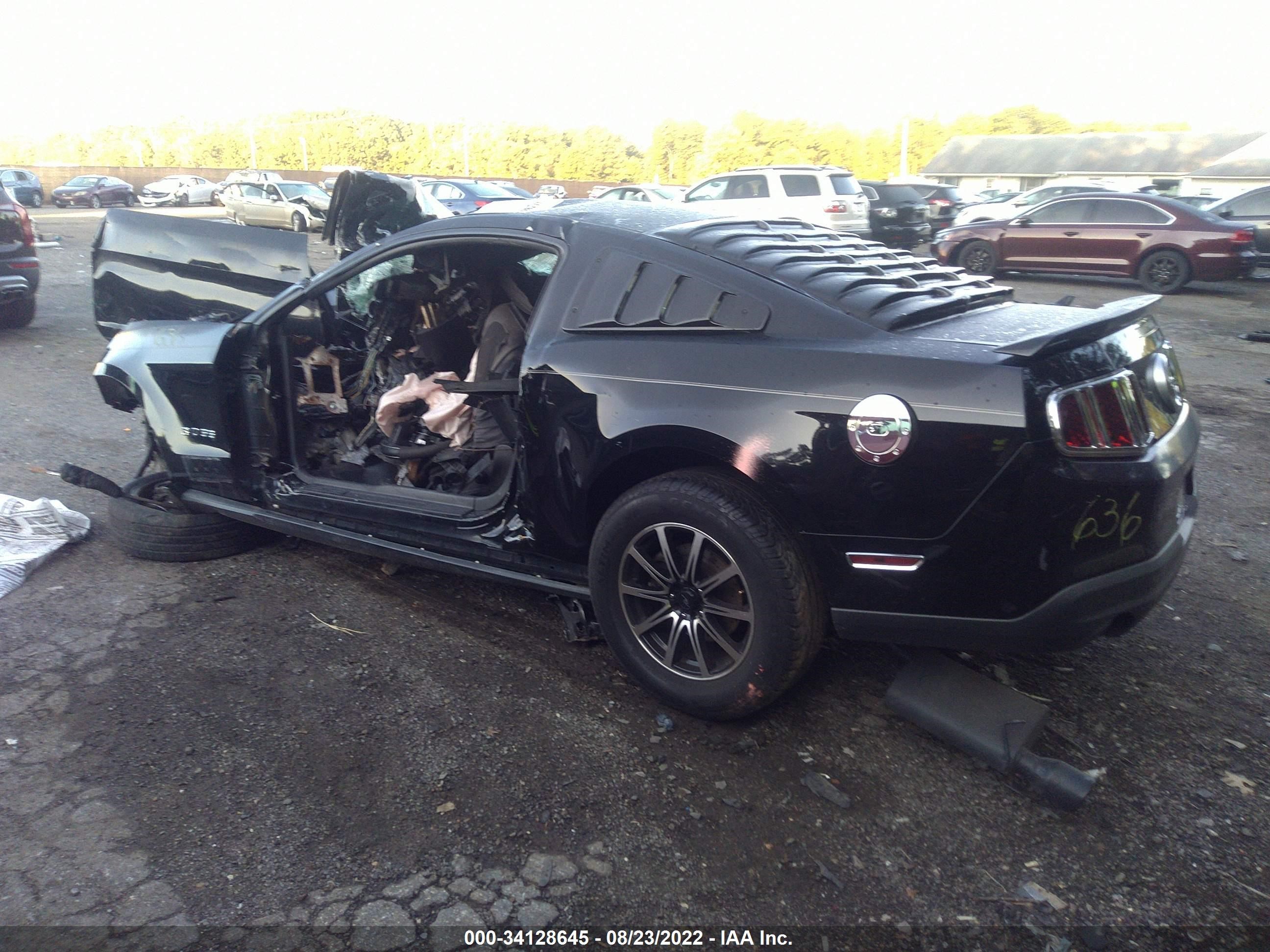 Photo 2 VIN: 1ZVBP8AN4A5152295 - FORD MUSTANG 