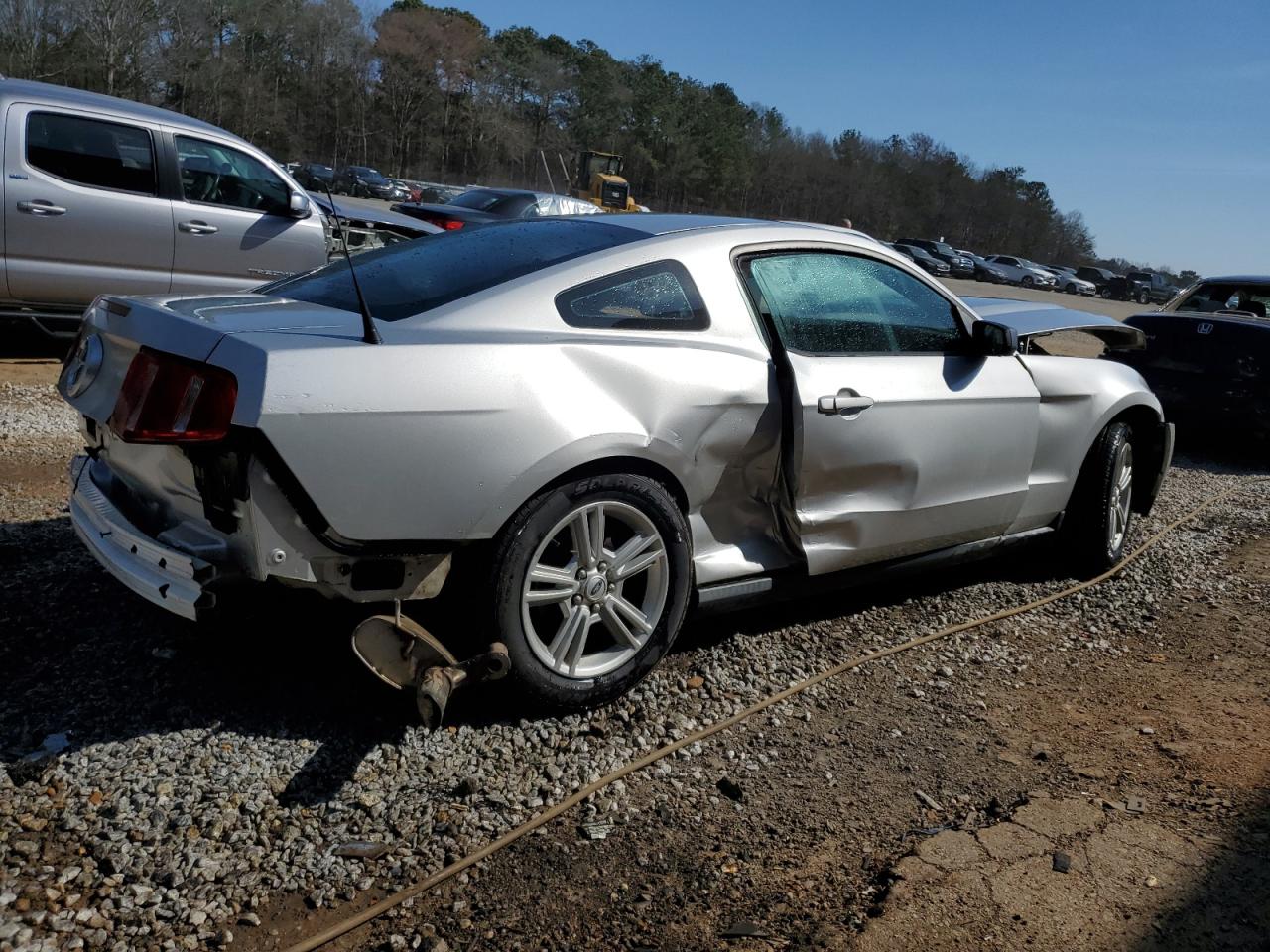 Photo 2 VIN: 1ZVBP8AN7A5157359 - FORD MUSTANG 