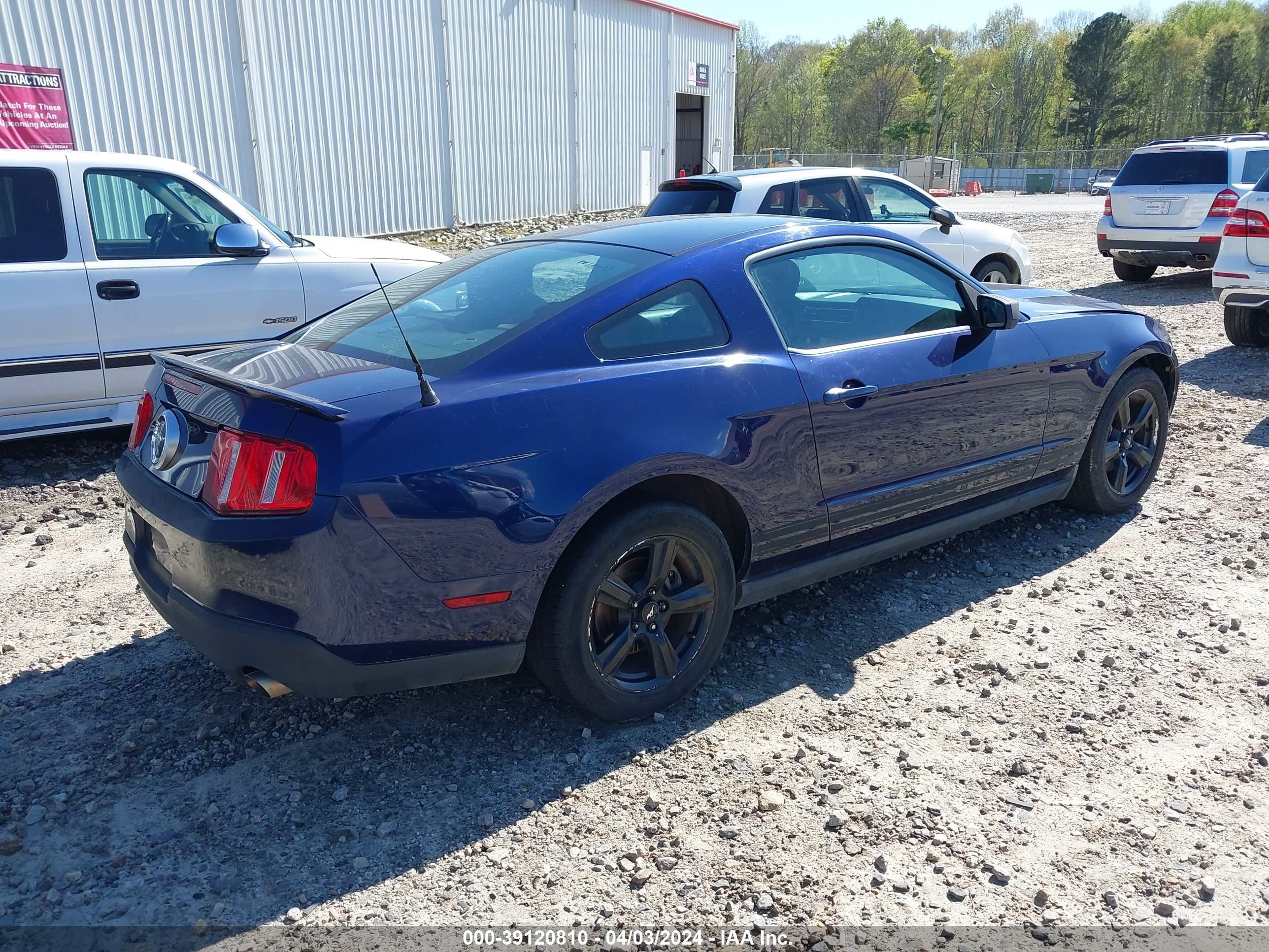 Photo 3 VIN: 1ZVBP8AN9A5164345 - FORD MUSTANG 