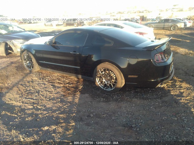 Photo 2 VIN: 1ZVBP8CF0C5268120 - FORD MUSTANG 