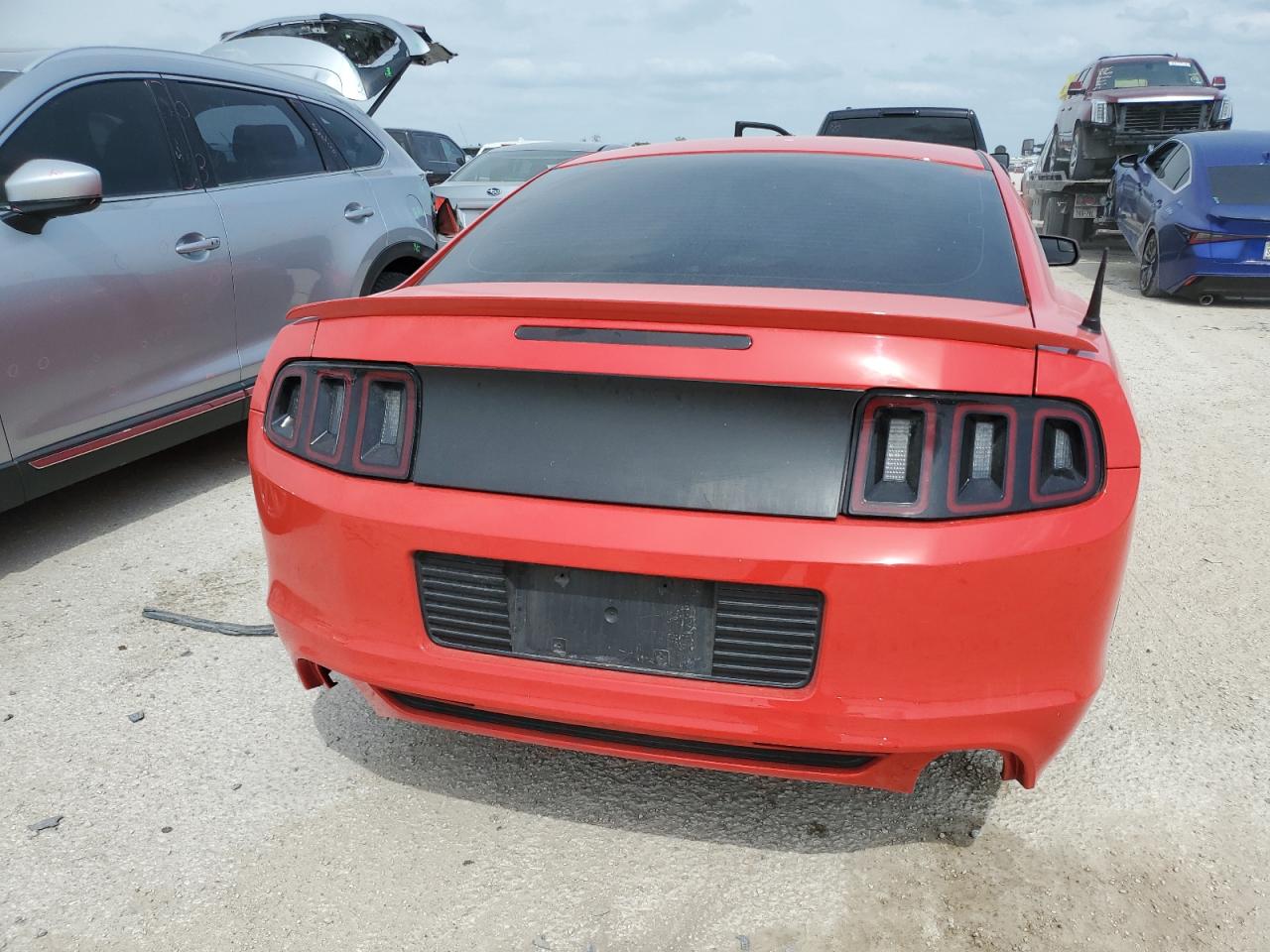 Photo 5 VIN: 1ZVBP8CF2E5287979 - FORD MUSTANG 