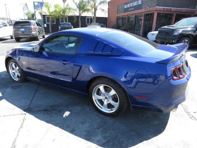 Photo 2 VIN: 1ZVBP8CF3E5211655 - FORD MUSTANG 