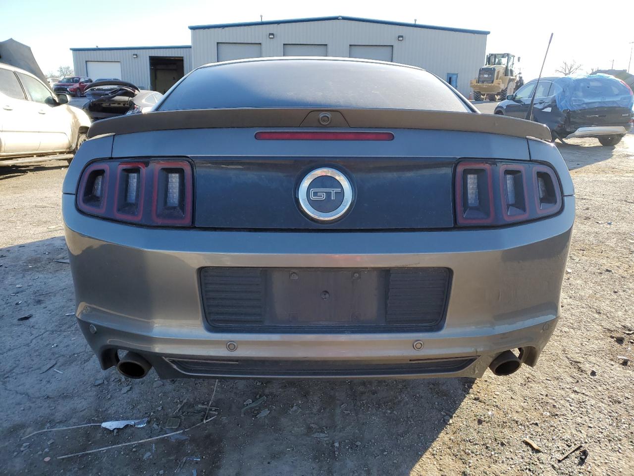 Photo 5 VIN: 1ZVBP8CF4E5288129 - FORD MUSTANG 