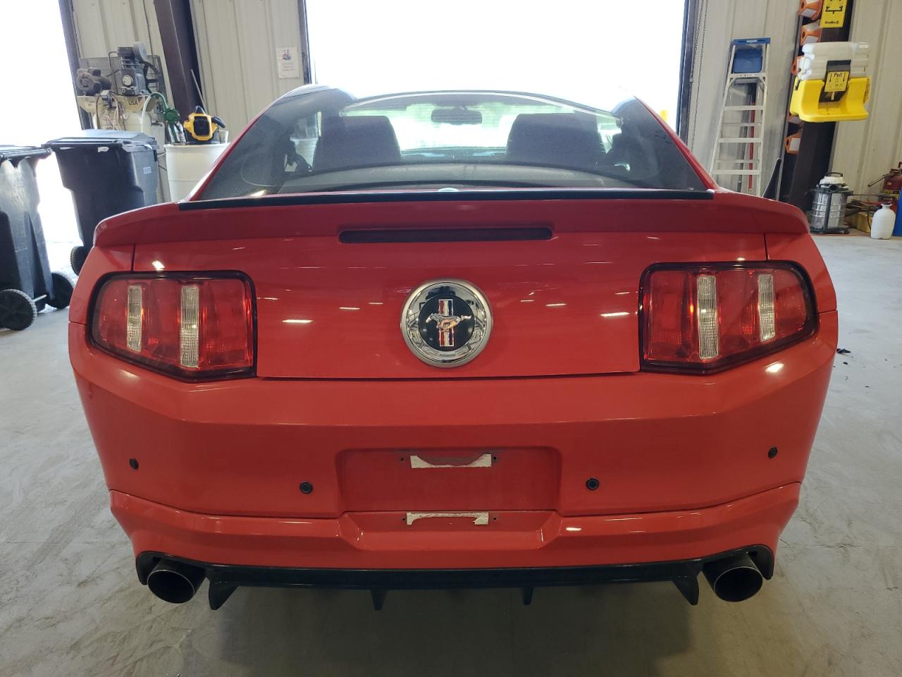 Photo 5 VIN: 1ZVBP8CF6B5113859 - FORD MUSTANG 