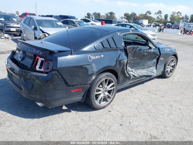 Photo 3 VIN: 1ZVBP8CF6E5327657 - FORD MUSTANG 