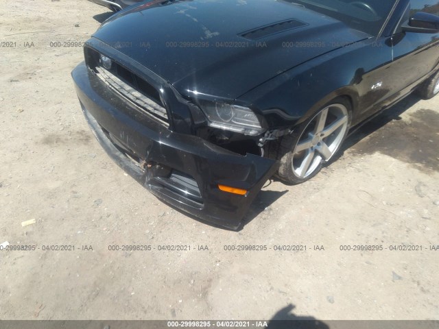 Photo 5 VIN: 1ZVBP8CF7E5318322 - FORD MUSTANG 