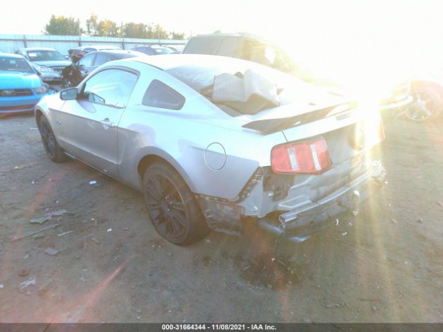 Photo 2 VIN: 1ZVBP8CF8B5136379 - FORD MUSTANG 