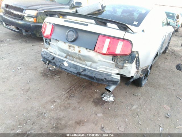 Photo 5 VIN: 1ZVBP8CF8B5136379 - FORD MUSTANG 