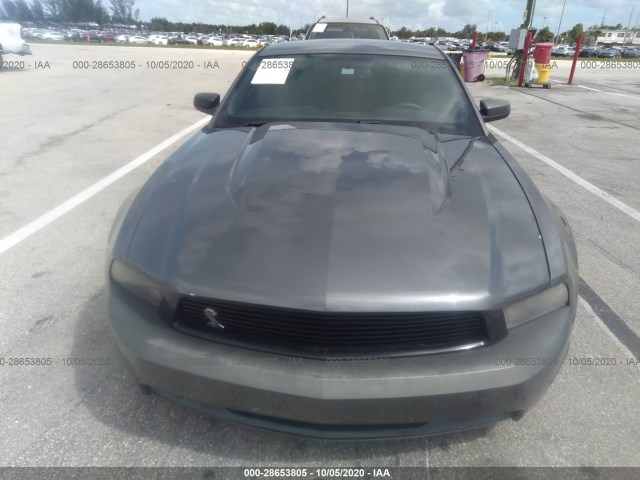 Photo 5 VIN: 1ZVBP8CF8B5142389 - FORD MUSTANG 