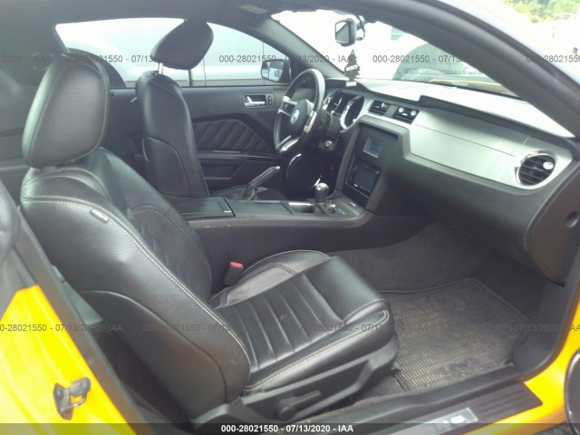 Photo 4 VIN: 1ZVBP8CF8B5158141 - FORD MUSTANG 