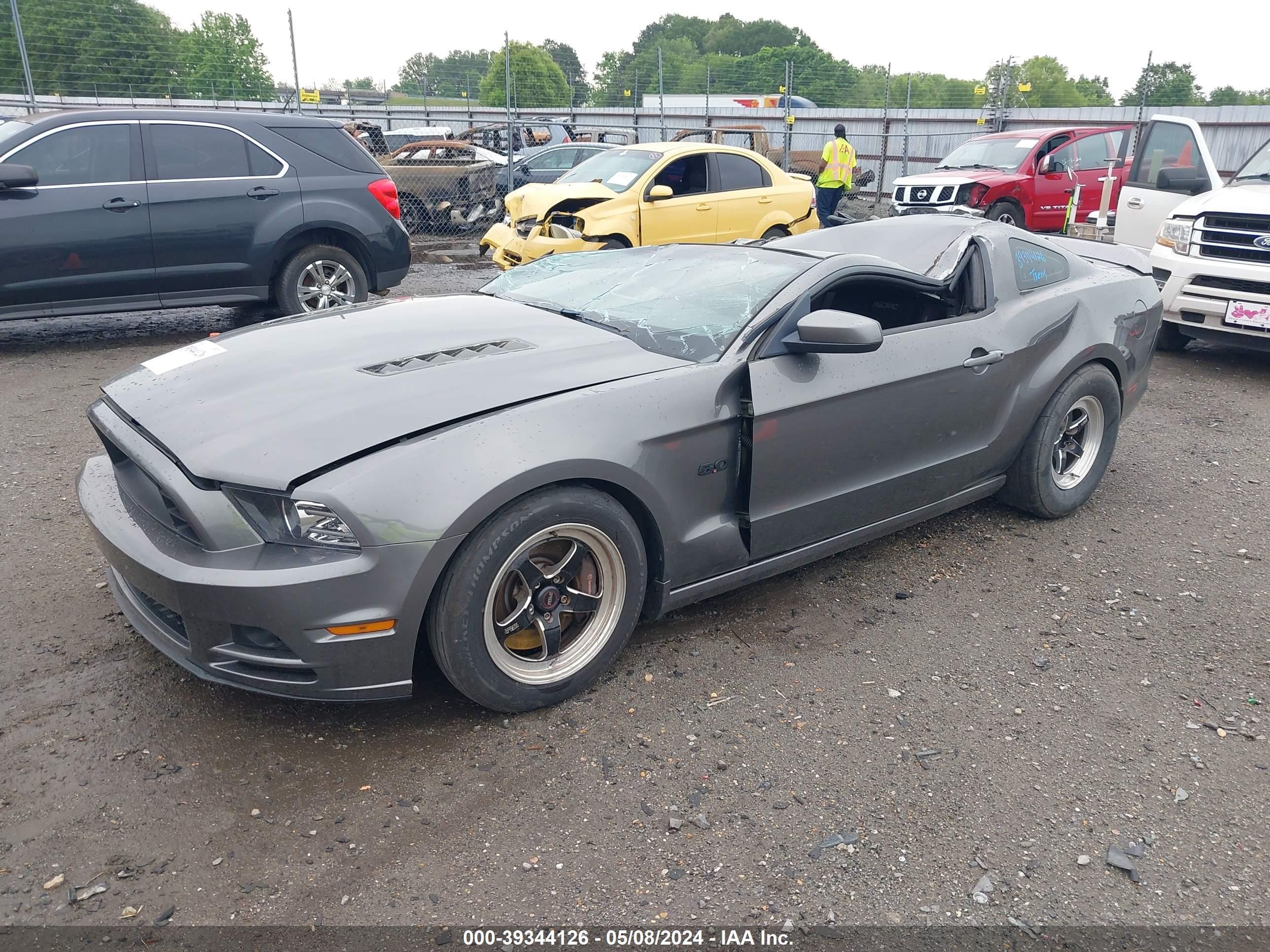 Photo 1 VIN: 1ZVBP8CF8E5221579 - FORD MUSTANG 