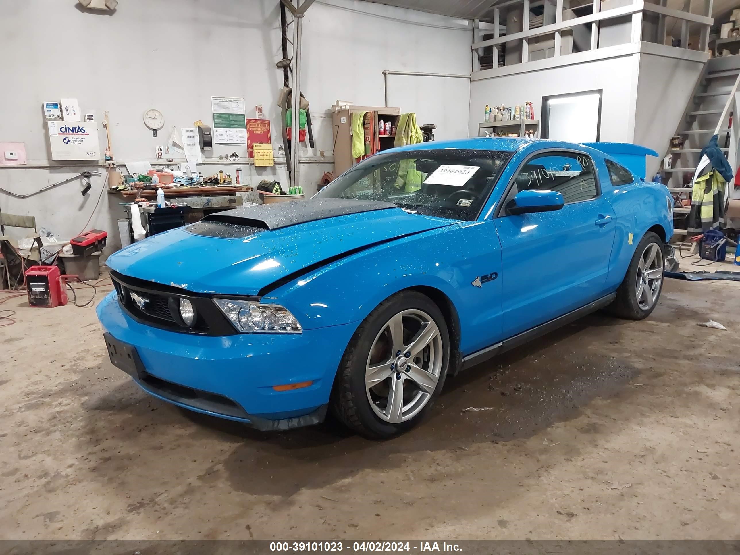 Photo 1 VIN: 1ZVBP8CFXC5248201 - FORD MUSTANG 