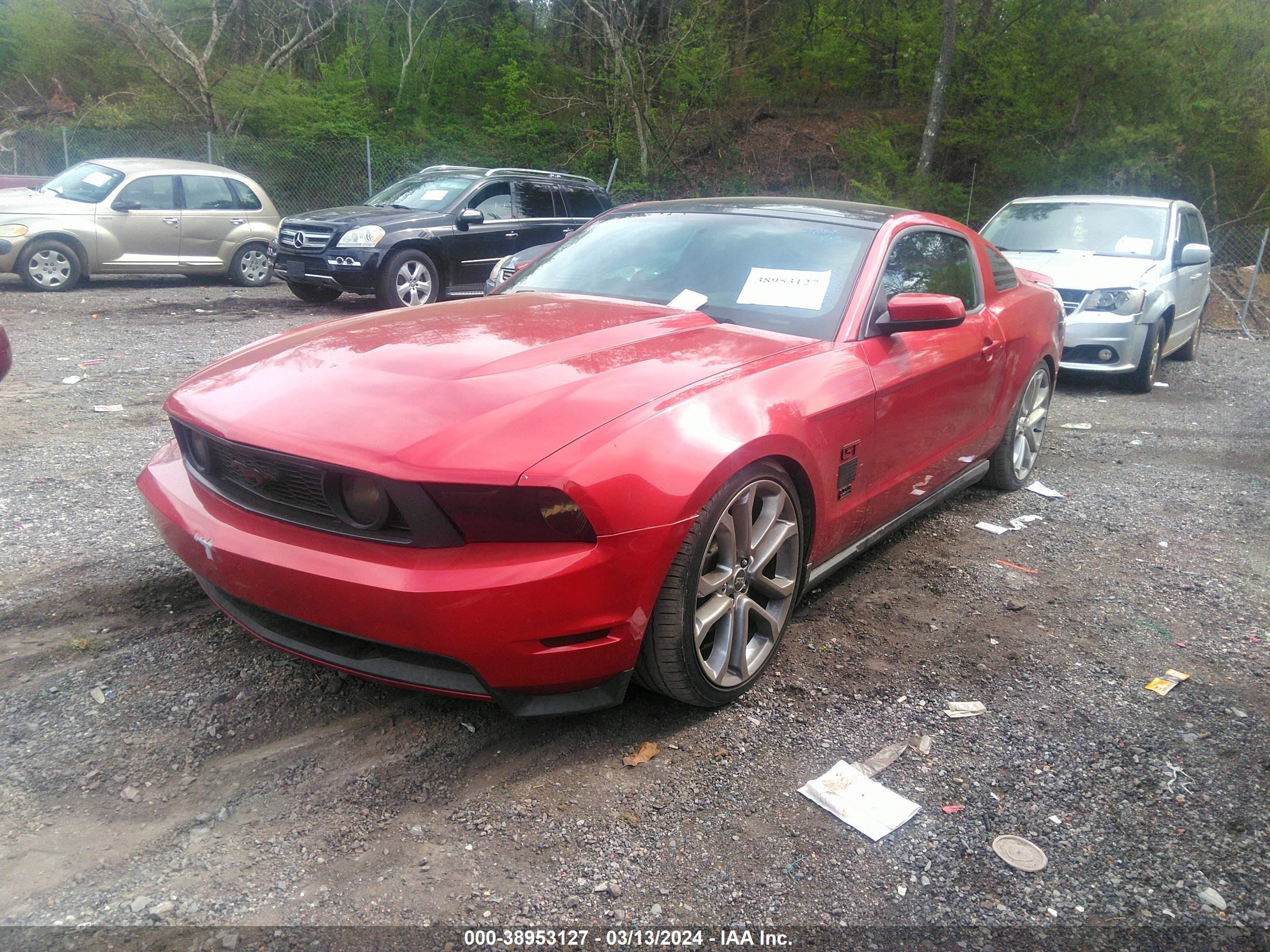 Photo 1 VIN: 1ZVBP8CH0A5134237 - FORD MUSTANG 