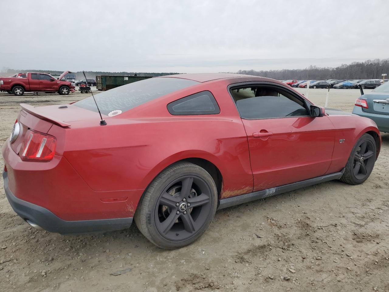 Photo 2 VIN: 1ZVBP8CH0A5176357 - FORD MUSTANG 