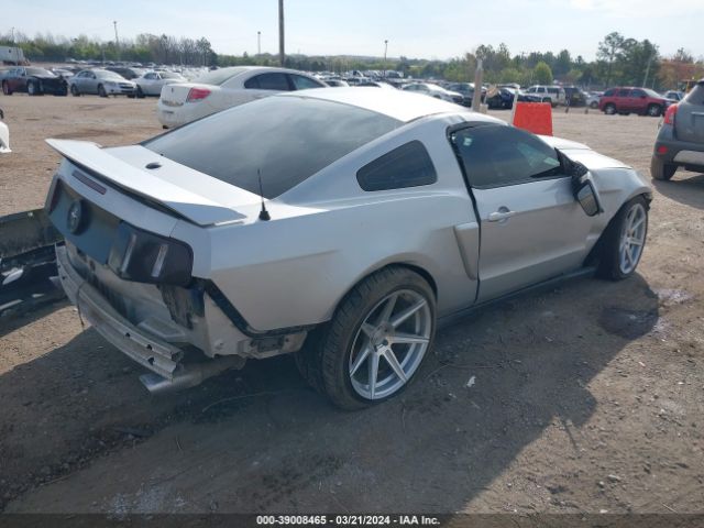 Photo 3 VIN: 1ZVBP8CH2A5102793 - FORD MUSTANG 