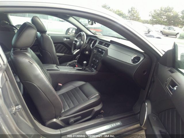 Photo 4 VIN: 1ZVBP8CH2A5133087 - FORD MUSTANG 