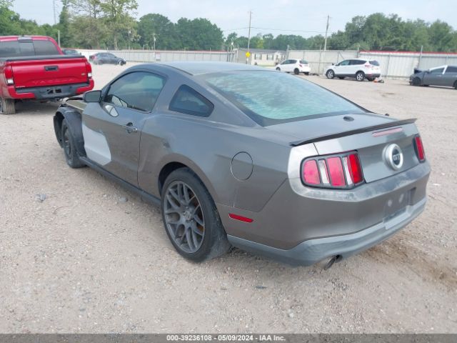 Photo 2 VIN: 1ZVBP8CH7A5181877 - FORD MUSTANG 