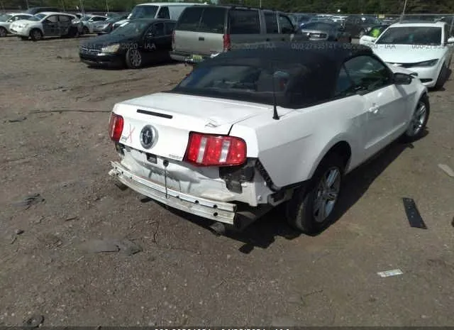 Photo 3 VIN: 1ZVBP8EM0C5237171 - FORD MUSTANG 