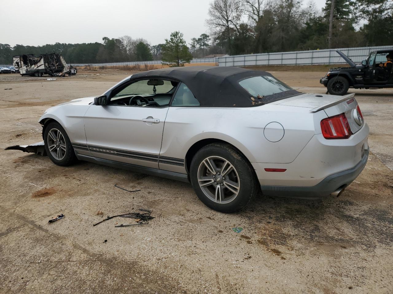 Photo 1 VIN: 1ZVBP8EM1B5112386 - FORD MUSTANG 