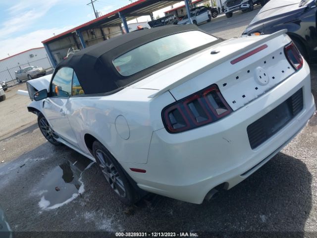 Photo 2 VIN: 1ZVBP8EM1E5216770 - FORD MUSTANG 