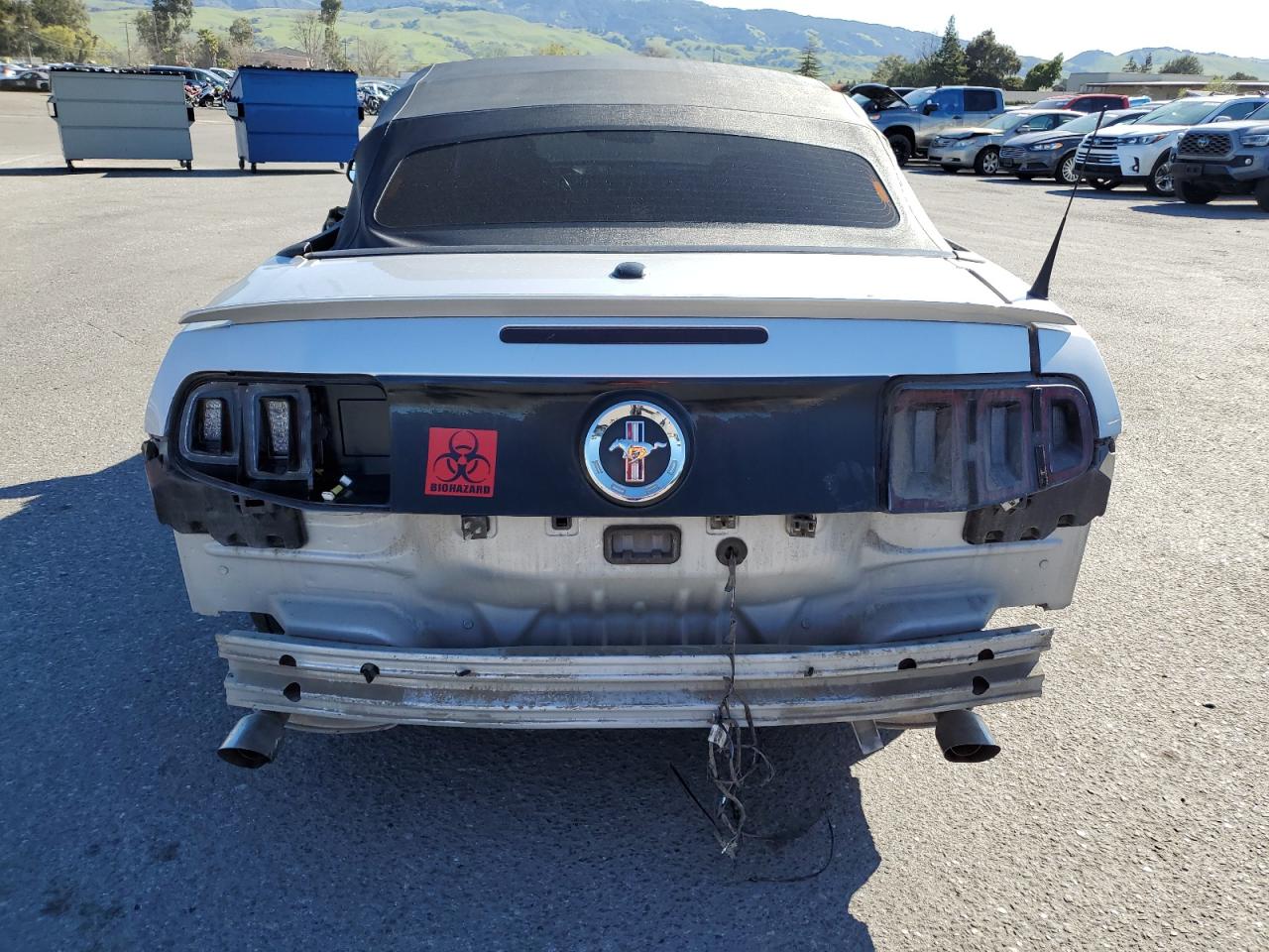 Photo 5 VIN: 1ZVBP8EM1E5243841 - FORD MUSTANG 