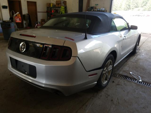 Photo 3 VIN: 1ZVBP8EM2E5323147 - FORD MUSTANG 