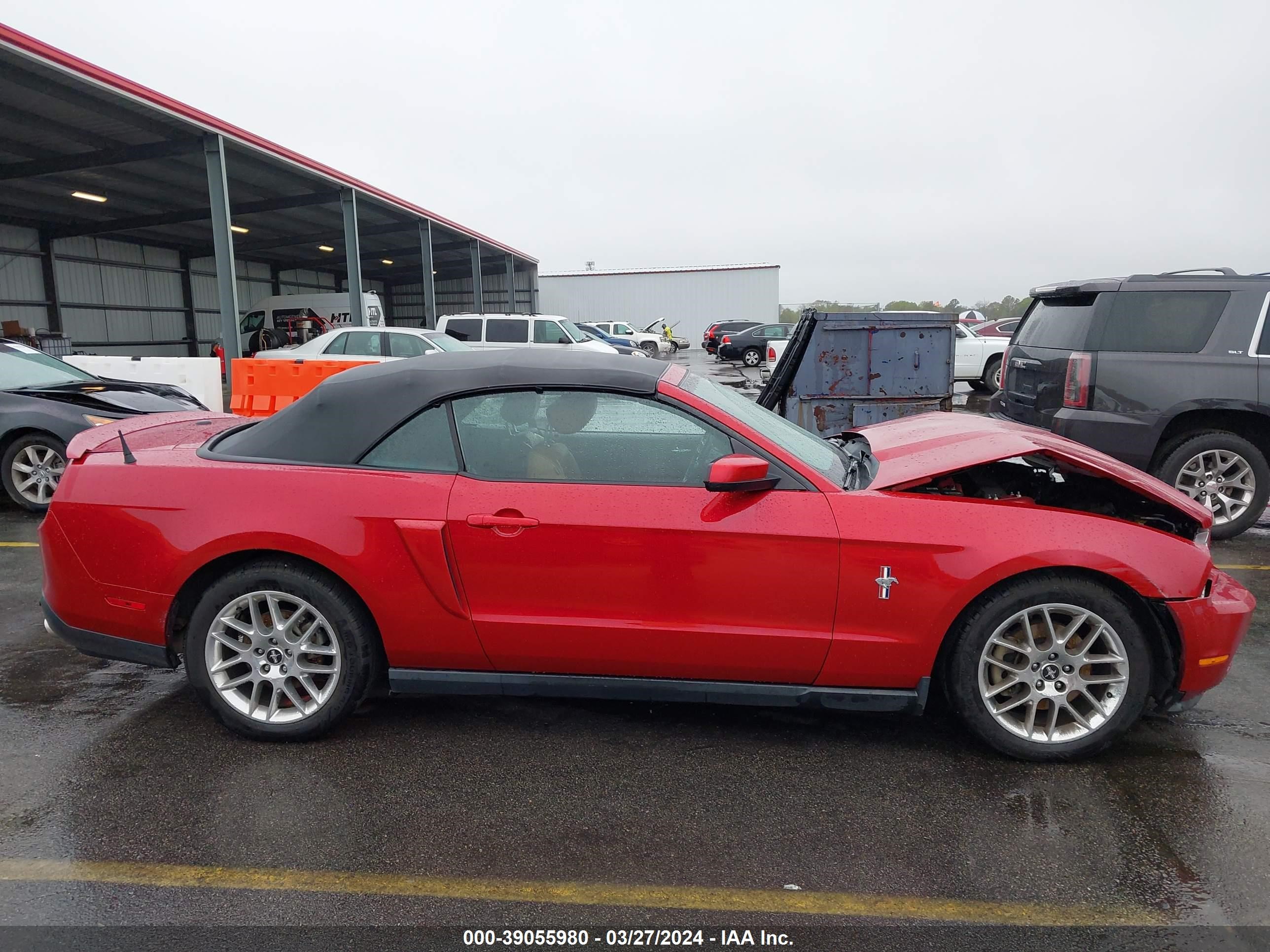 Photo 12 VIN: 1ZVBP8EM3C5253820 - FORD MUSTANG 