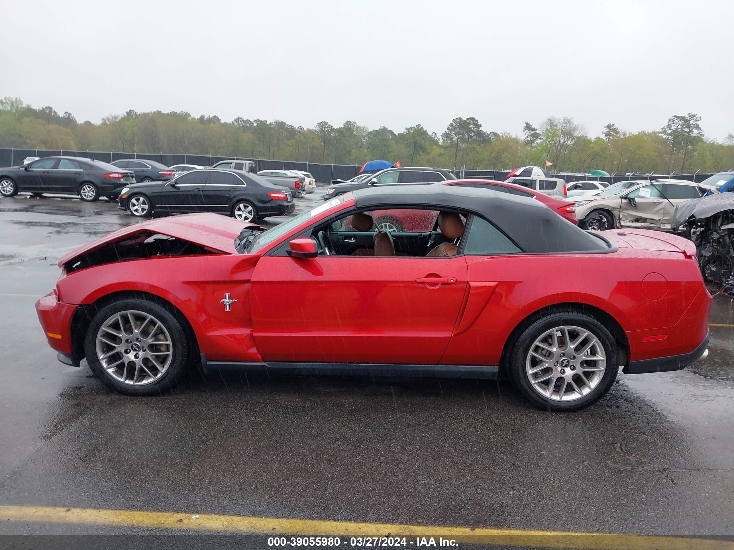 Photo 13 VIN: 1ZVBP8EM3C5253820 - FORD MUSTANG 