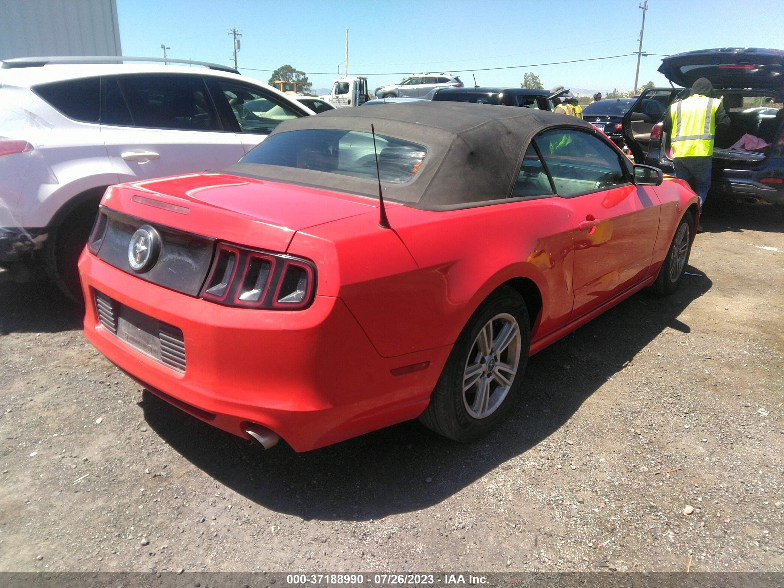 Photo 3 VIN: 1ZVBP8EM3D5282431 - FORD MUSTANG 