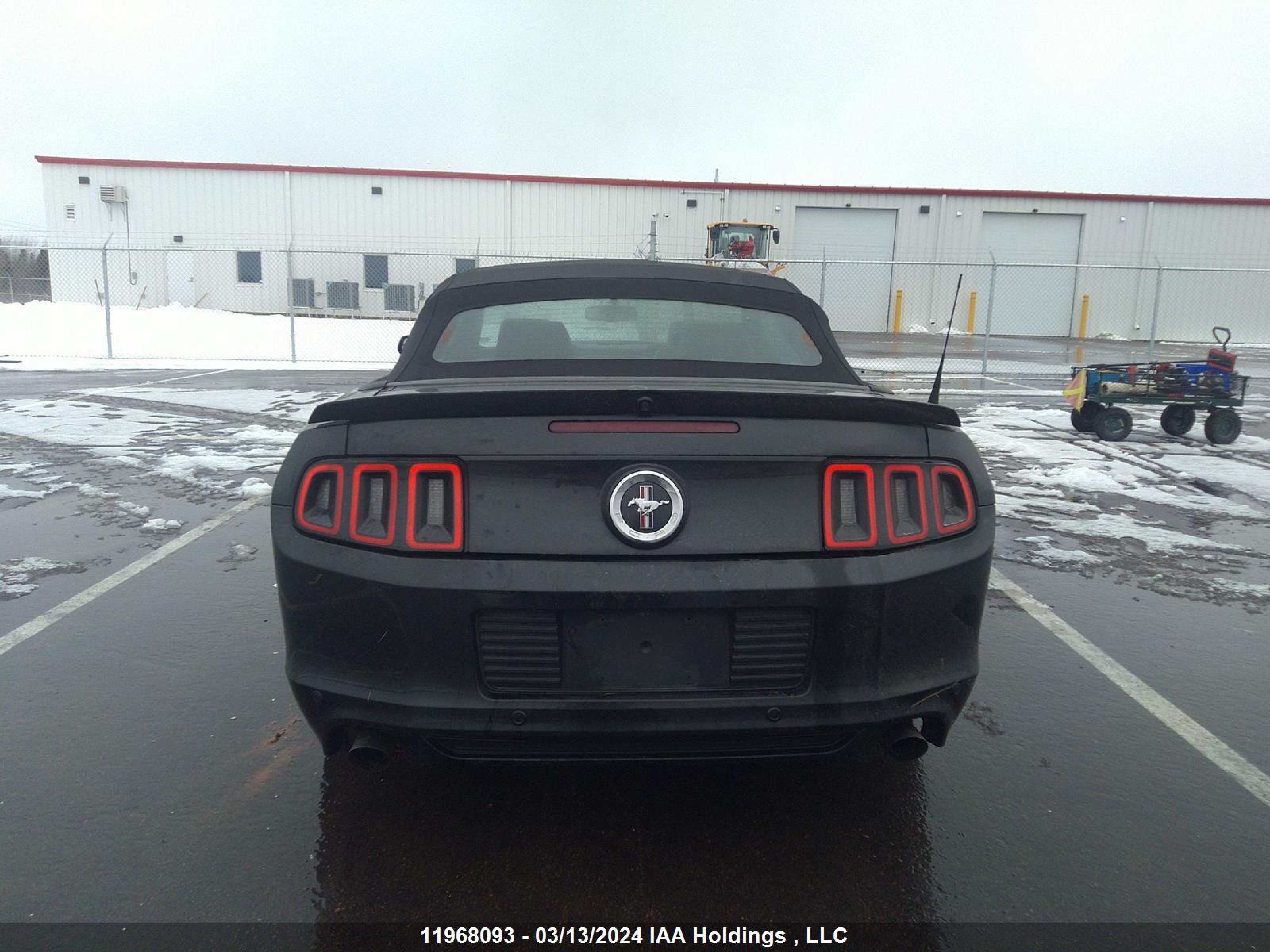 Photo 15 VIN: 1ZVBP8EM3E5307930 - FORD MUSTANG 