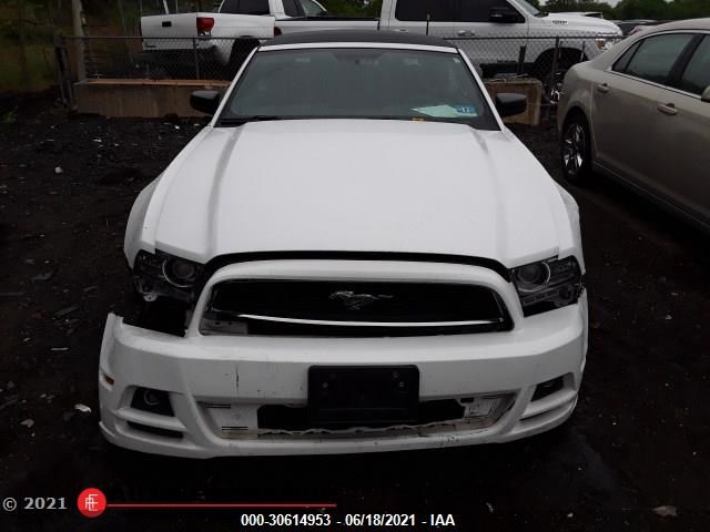 Photo 2 VIN: 1ZVBP8EM7E5295295 - FORD MUSTANG 