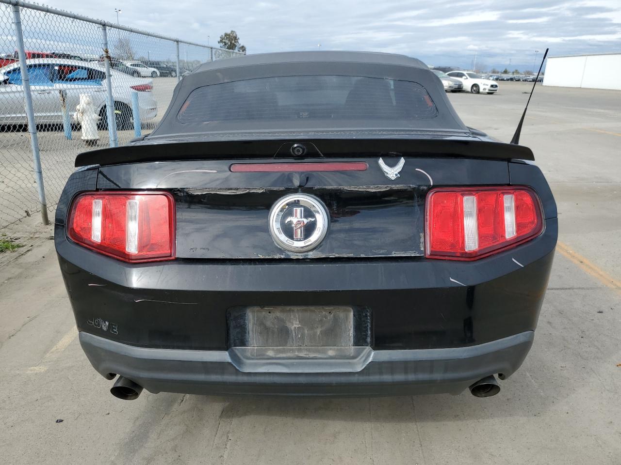 Photo 5 VIN: 1ZVBP8EM8B5168728 - FORD MUSTANG 