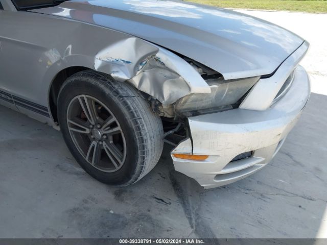 Photo 5 VIN: 1ZVBP8EM9D5239597 - FORD MUSTANG 