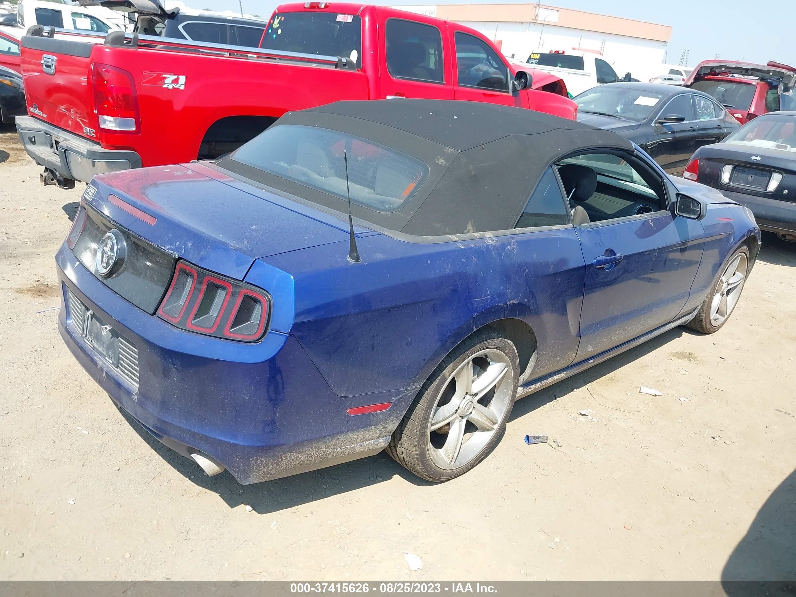 Photo 3 VIN: 1ZVBP8EM9D5280358 - FORD MUSTANG 