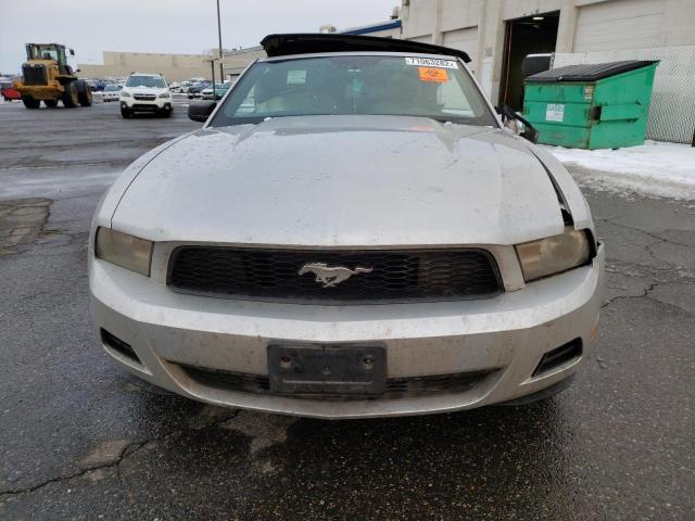 Photo 4 VIN: 1ZVBP8EN5A5122412 - FORD MUSTANG 