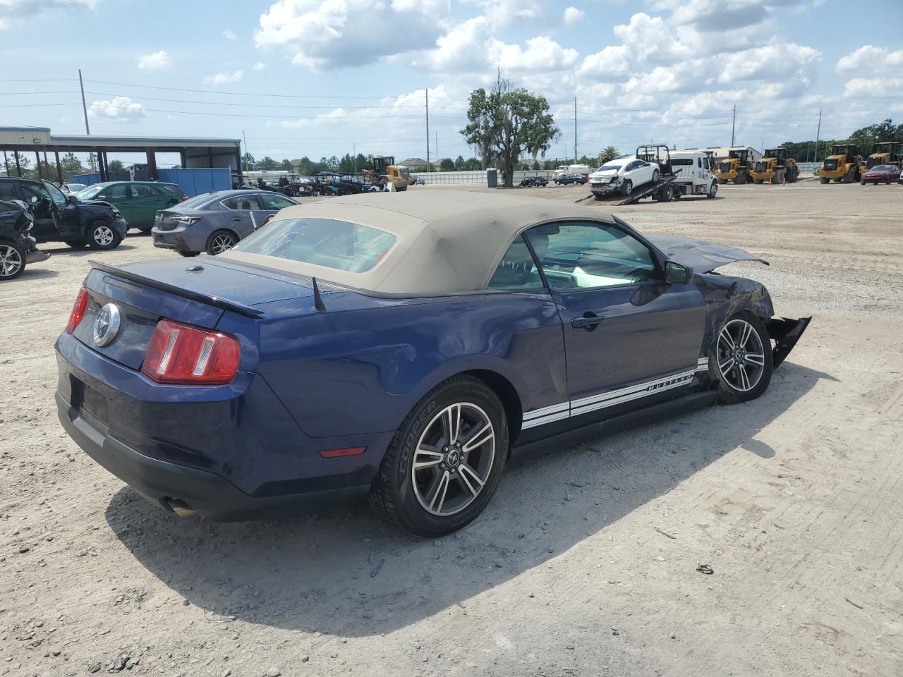 Photo 2 VIN: 1ZVBP8EN5A5169455 - FORD MUSTANG 