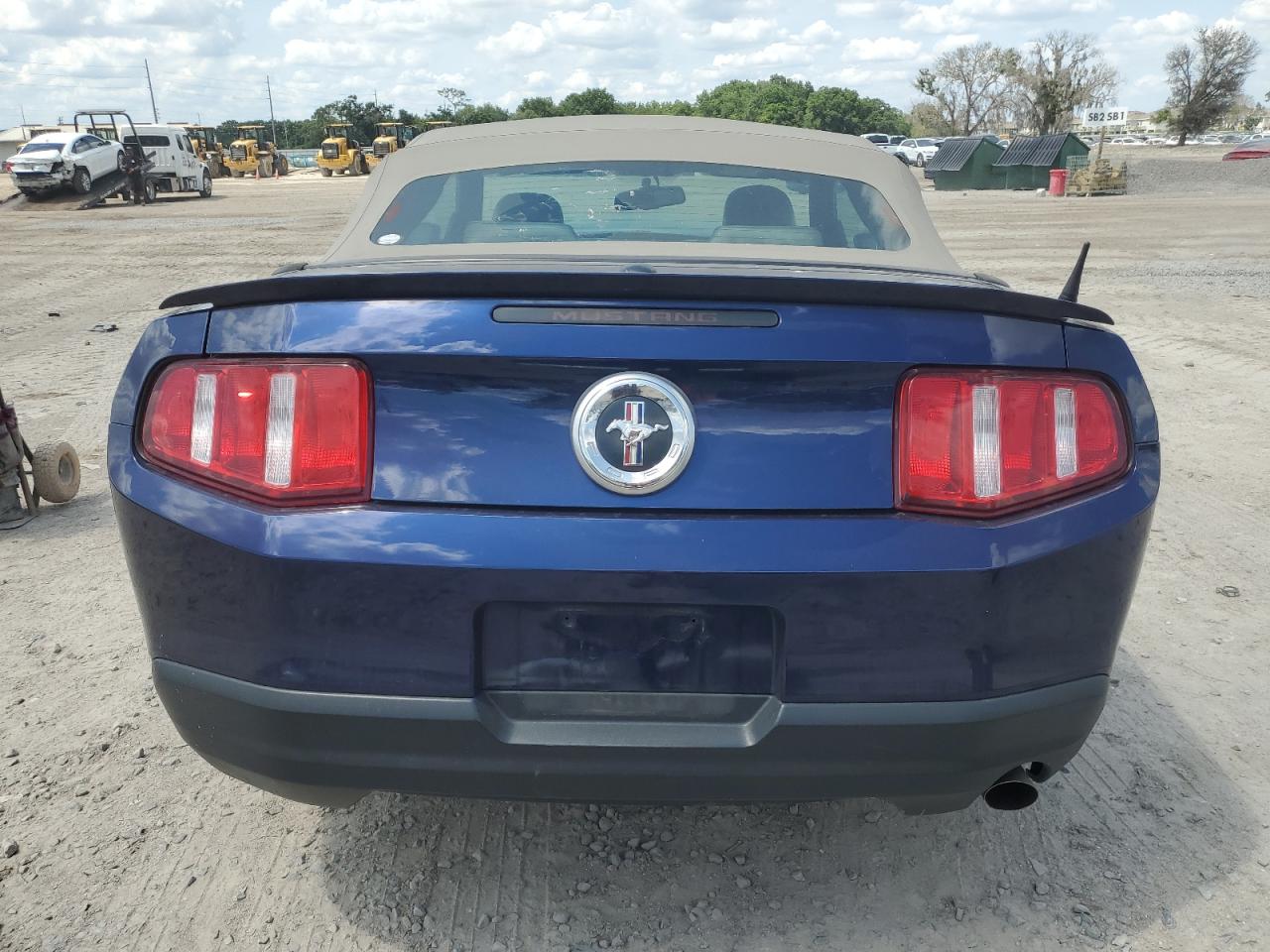 Photo 5 VIN: 1ZVBP8EN5A5169455 - FORD MUSTANG 