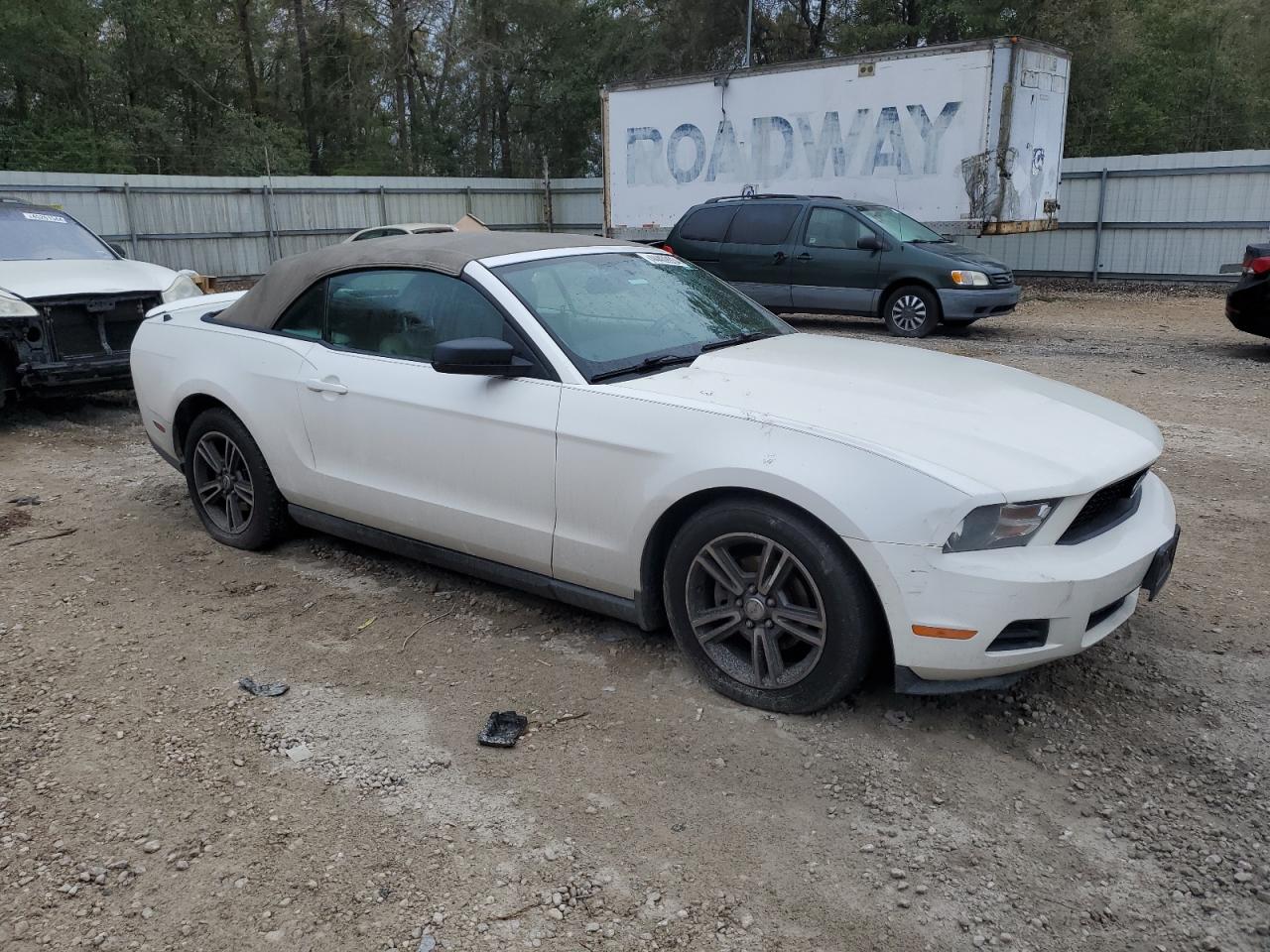 Photo 3 VIN: 1ZVBP8ENXA5163991 - FORD MUSTANG 